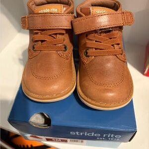 Stride rite Quinn boots - size 5